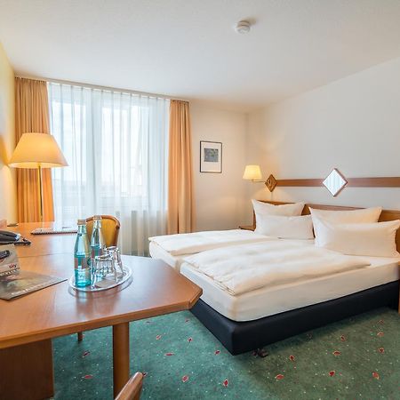 Airporthotel Residenz Steinenbronn 外观 照片
