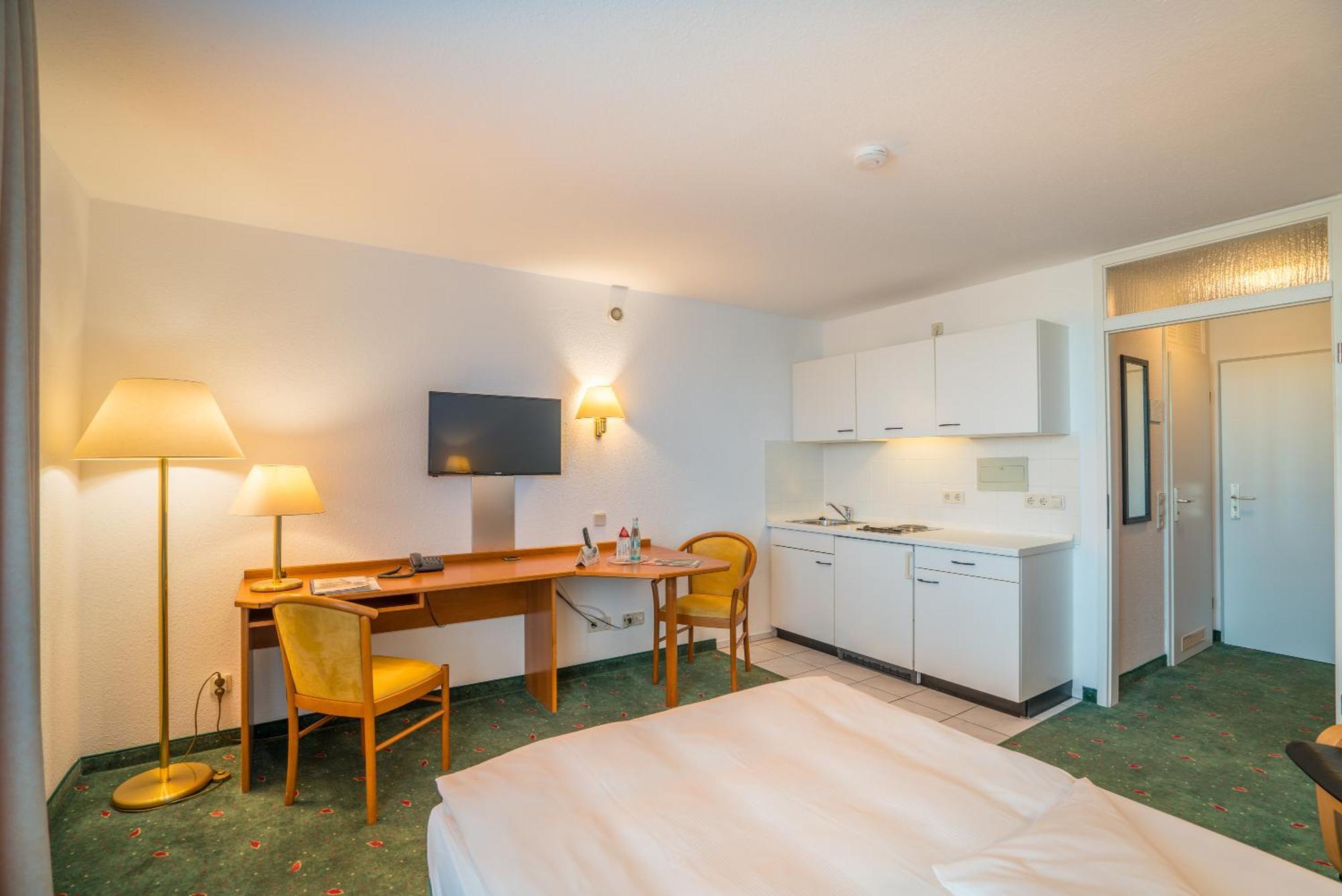 Airporthotel Residenz Steinenbronn 外观 照片