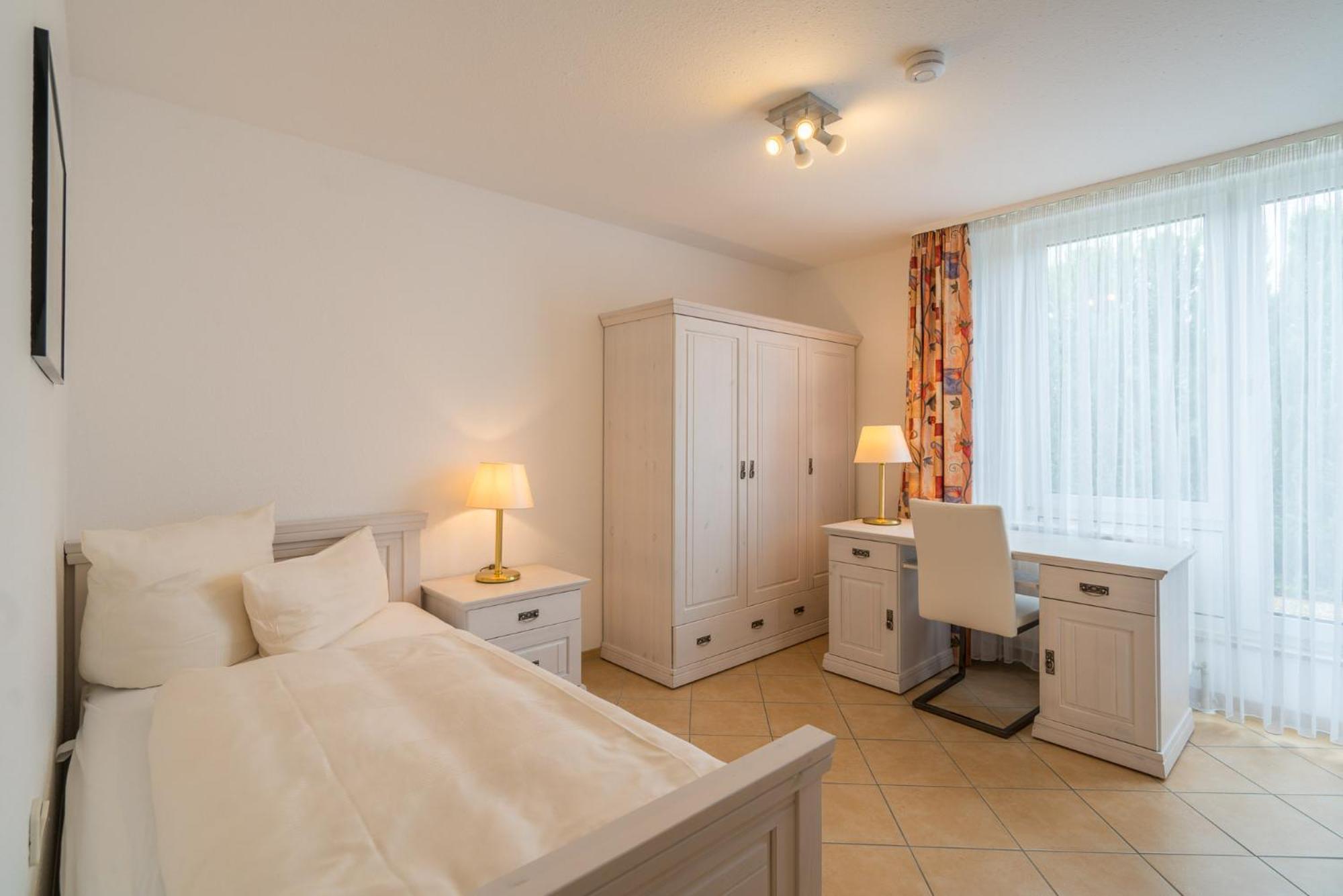 Airporthotel Residenz Steinenbronn 外观 照片