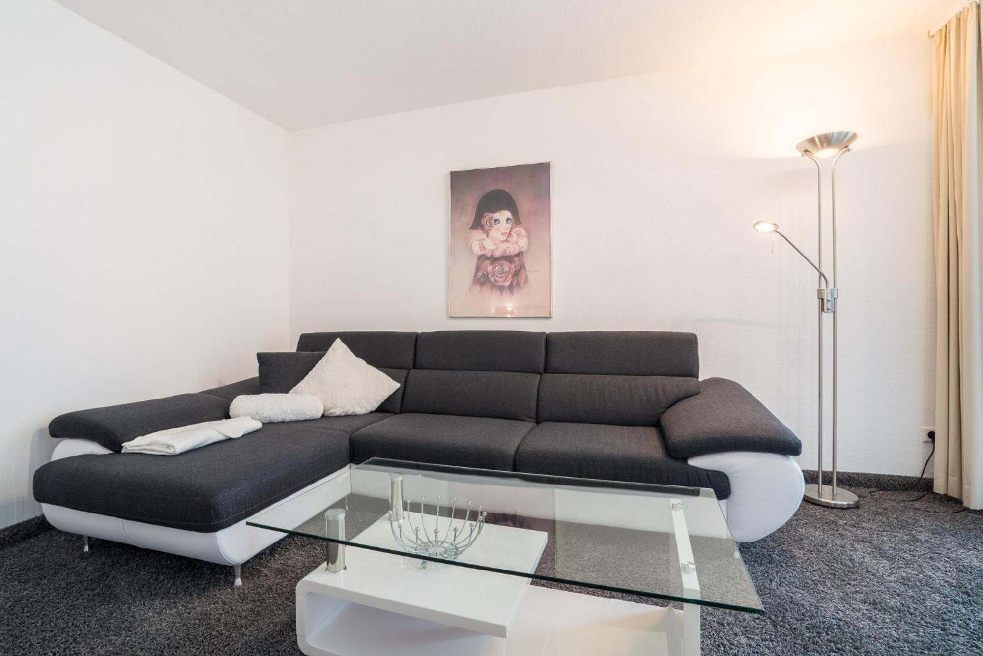 Airporthotel Residenz Steinenbronn 外观 照片