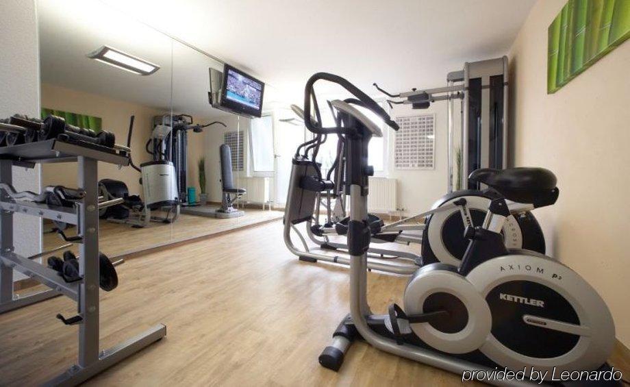 Airporthotel Residenz Steinenbronn 外观 照片