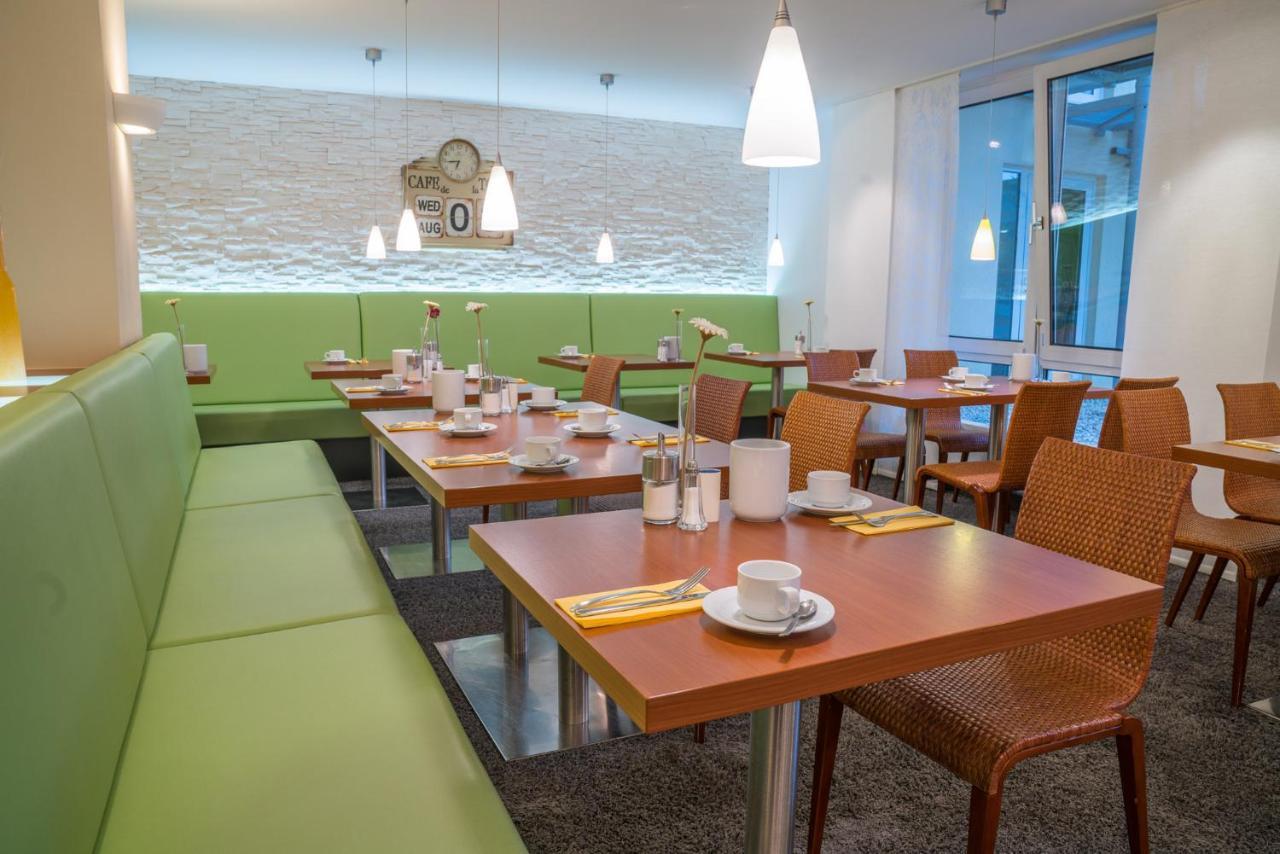 Airporthotel Residenz Steinenbronn 外观 照片